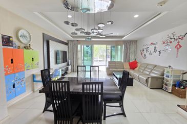 The Mews @ The Glades