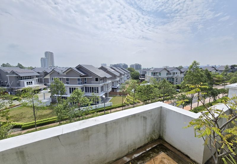 The Mews @ The Glades