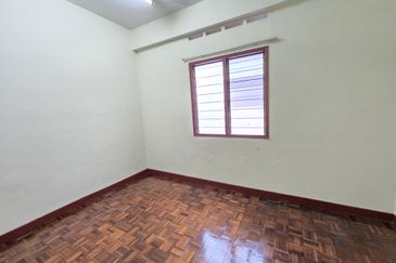 Subang Perdana Goodyear Court 8