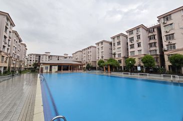 Subang Perdana Goodyear Court 8