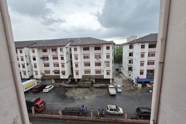 Subang Perdana Goodyear Court 8