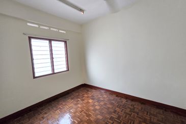 Subang Perdana Goodyear Court 8