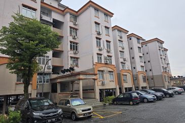 Subang Perdana Goodyear Court 8