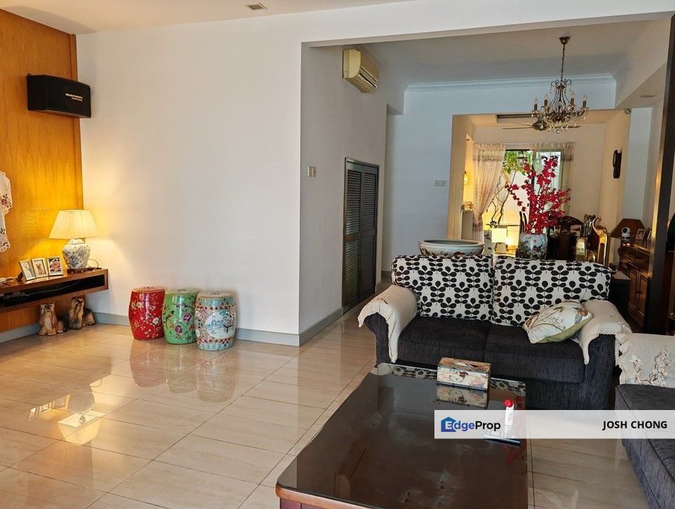 Beautiful Home Renovated Walking To The Central Park Peaceful Environment, Kuala Lumpur, Desa Parkcity