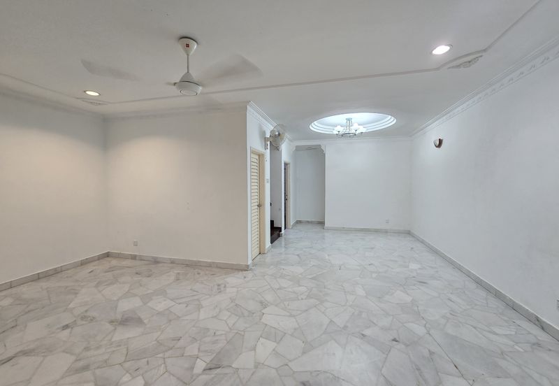 Happy Garden (Taman Gembira)