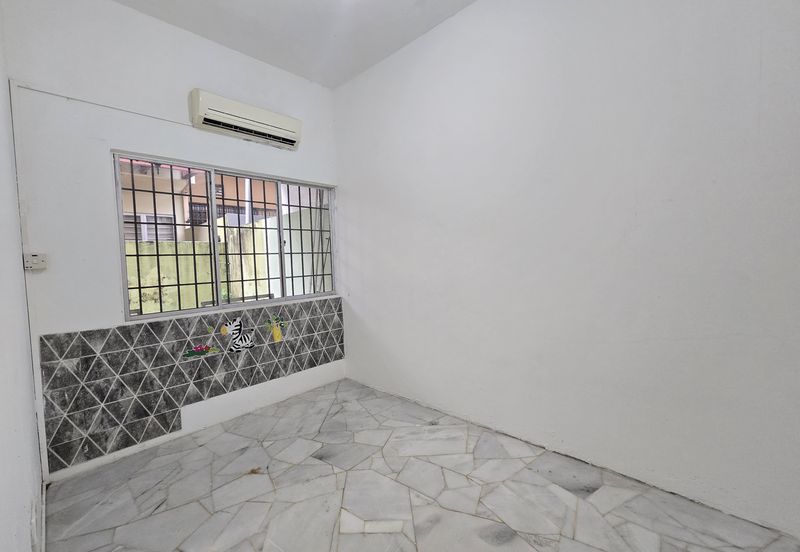 Happy Garden (Taman Gembira)