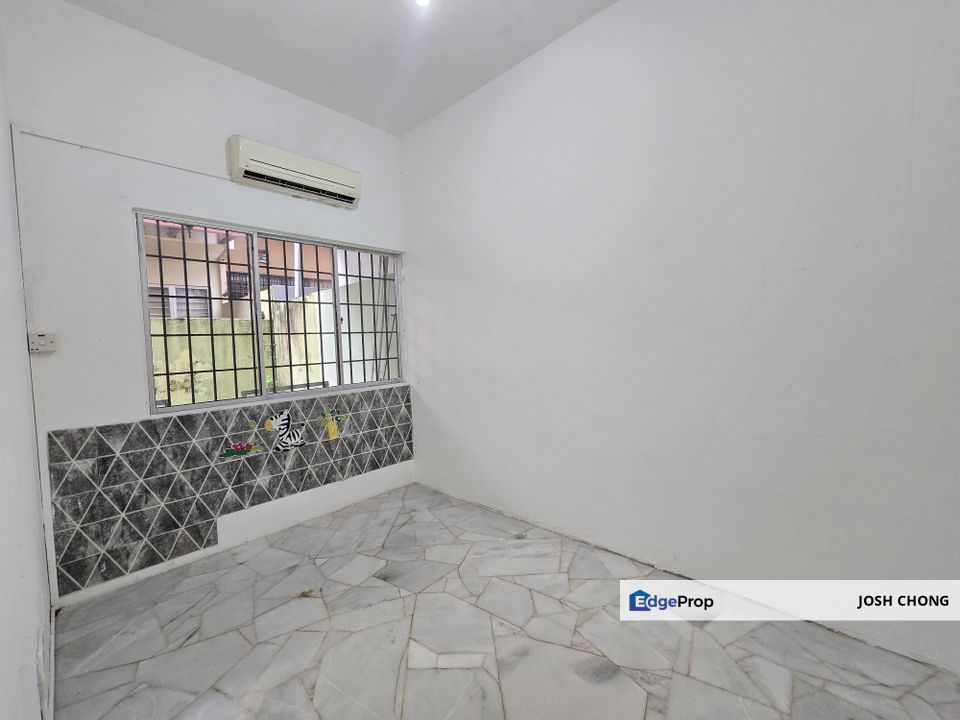 Beautiful Home Renovated Extended Guarded Face Greenery Ample Parking, Kuala Lumpur, Kuchai Lama