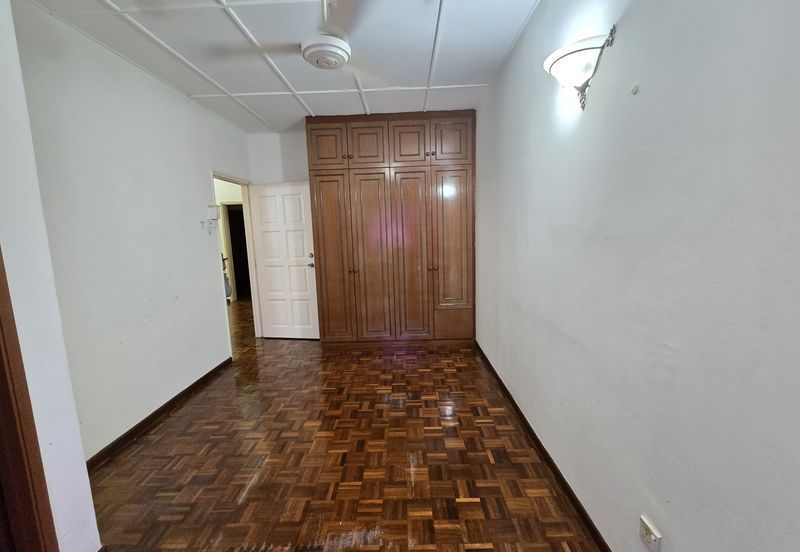 Happy Garden (Taman Gembira)