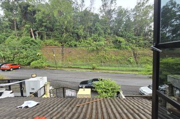 Happy Garden (Taman Gembira)