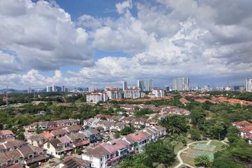 AraGreens Residences