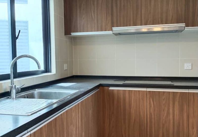 AraGreens Residences