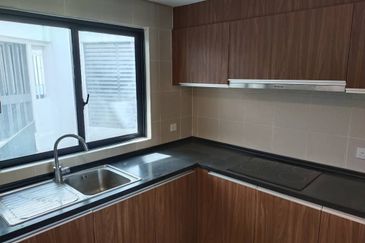 AraGreens Residences