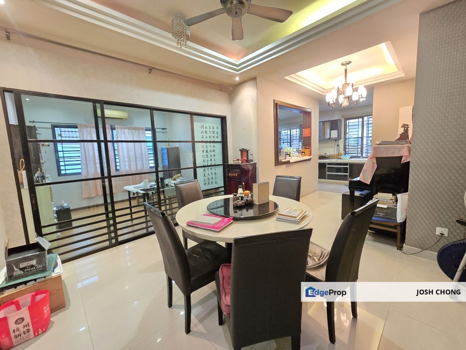 Beautiful Endlot House Facing Garden Gated Guarded Walking To LRT Station, Selangor, Subang Jaya
