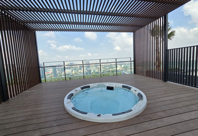 Beautiful Home Practical Layout Dual Keys Concept Strategic Location