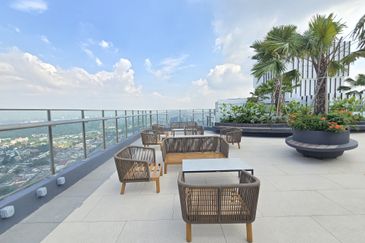 Beautiful Home Practical Layout Dual Keys Concept Strategic Location