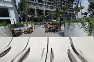 Beautiful Home Practical Layout Dual Keys Concept Strategic Location