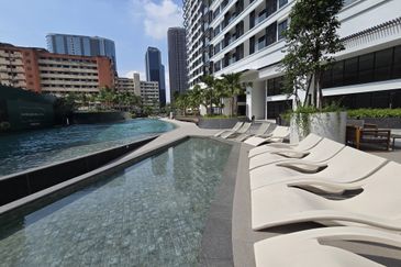 Beautiful Home Practical Layout Dual Keys Concept Strategic Location