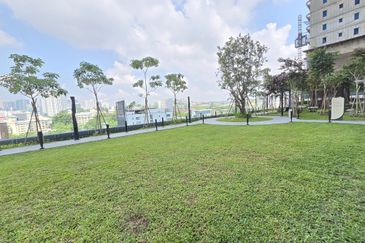 Beautiful Home Practical Layout Dual Keys Concept Strategic Location