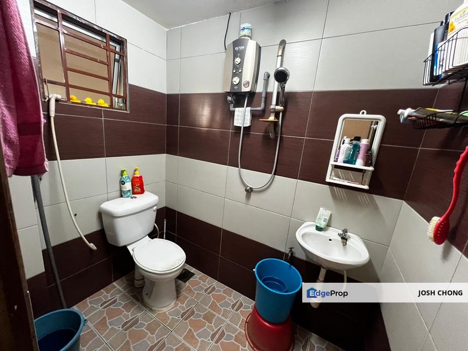 Beautiful Home Renovated Extended Well Kept Strategic Location Near To Amenities, Selangor, Bandar Kinrara Puchong