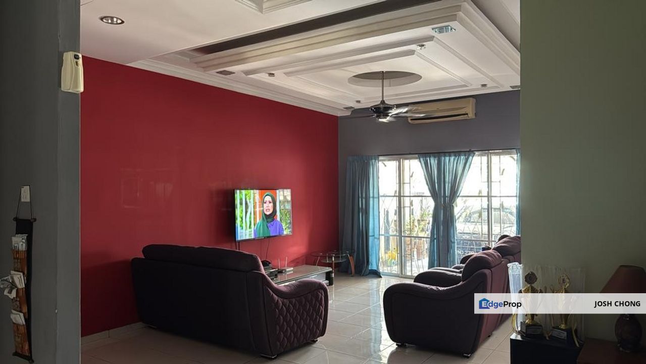 Beautiful Home Renovated Extended Well Kept Strategic Location Near To Amenities, Selangor, Bandar Kinrara Puchong