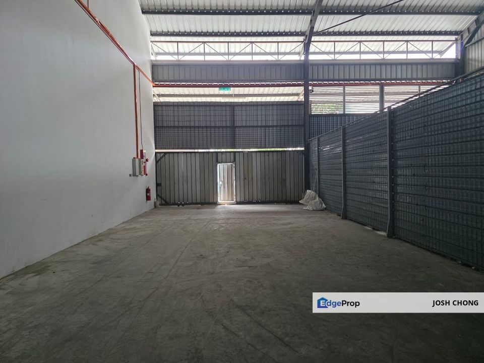 Link Factory 25'x80' Strategic Location Well Kept, Selangor, Subang Jaya