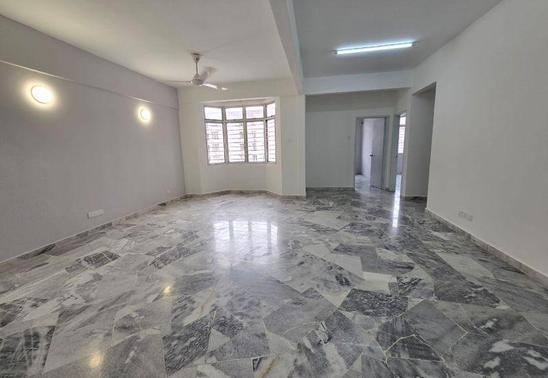 Subang Perdana Goodyear Court 8