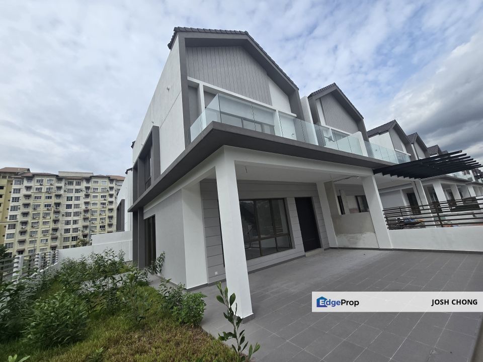 Brand New Semi-D Endlot Gated Guard Walking To Taylor International School Facing Open Area, Selangor, Puchong