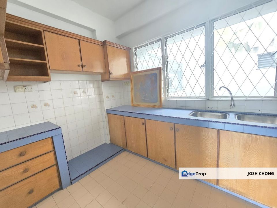 Beautiful Home High Floor Great View Walking To Ativo Plaza and MRT Station, Selangor, Bandar Sri Damansara