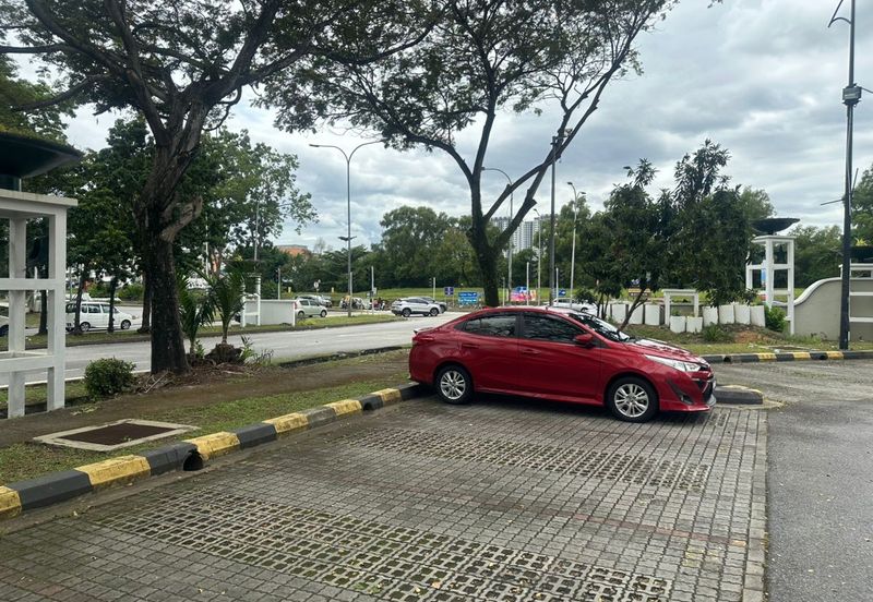 Prima Biz Hub, Taman Tasik Prima