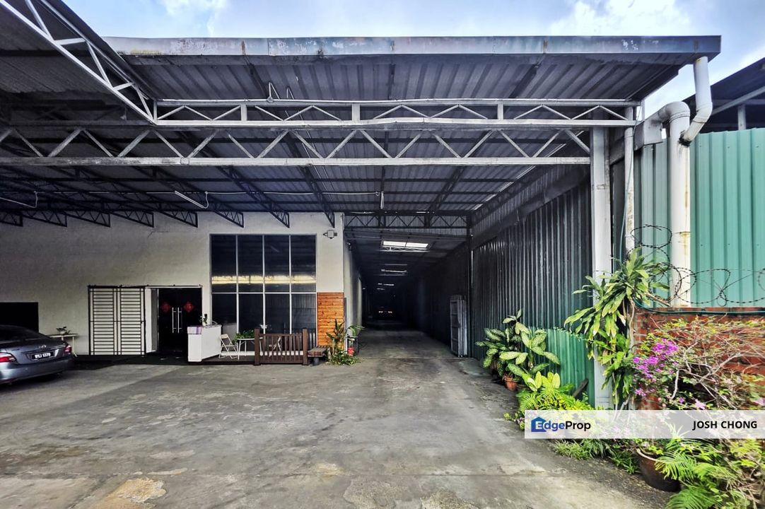 Value Buy Semi-D Factory Good Location Freehold, Selangor, Shah Alam