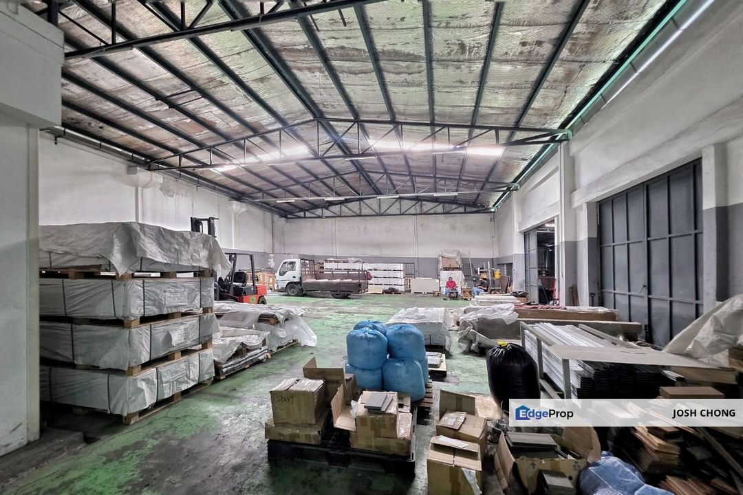 Value Buy Semi-D Factory Good Location Freehold, Selangor, Shah Alam