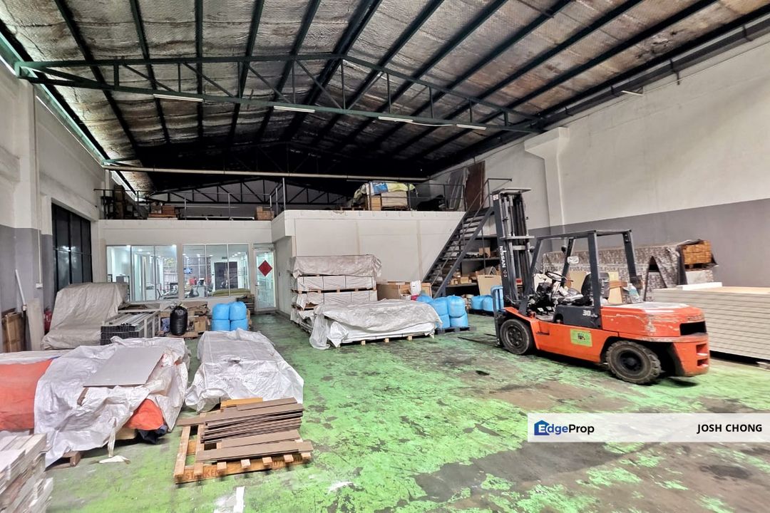 Value Buy Semi-D Factory Good Location Freehold, Selangor, Shah Alam