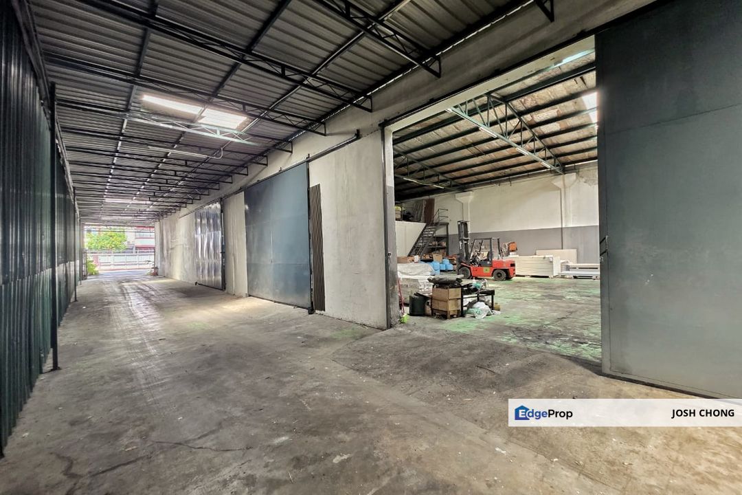 Value Buy Semi-D Factory Good Location Freehold, Selangor, Shah Alam