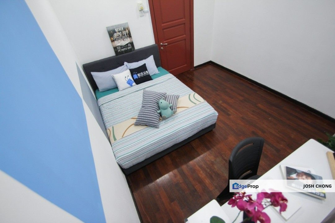 Walking To LRT Station and All Amenities Gated Guarded Fully Furnished, Selangor, Putra Heights