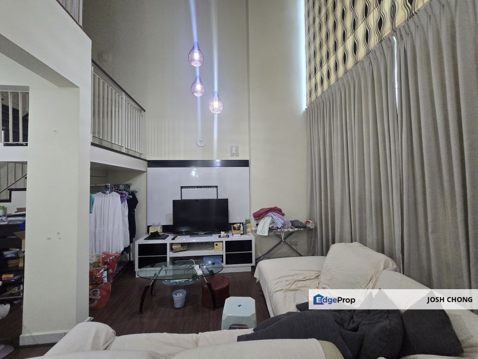 Beautiful Home City View Renovated 2 Car Parks Strategic Location Facing East, Selangor, Petaling Jaya