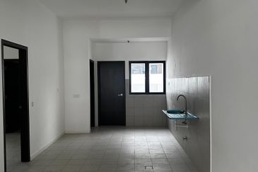 Serenia Anisa Phase 1