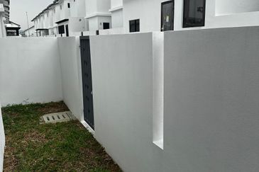 Serenia Anisa Phase 1