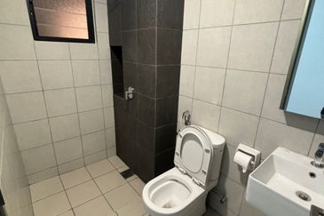 D'VINE RESIDENCES @ Damansara Perdana New Condo Fully Furnished