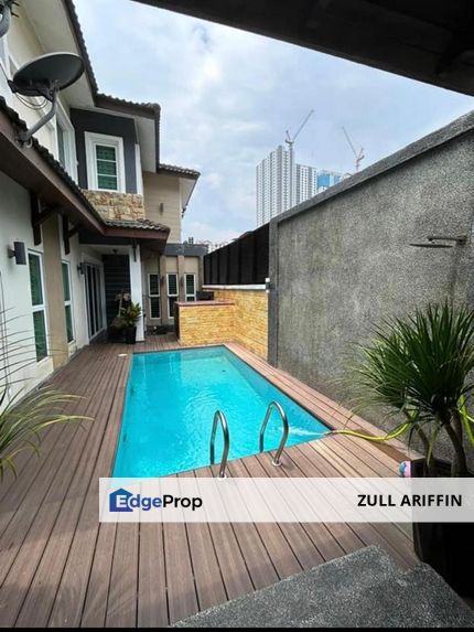 TMN GOMBAK PERMAI Semi-D Corner Lot with Pool, Selangor, Batu Caves 