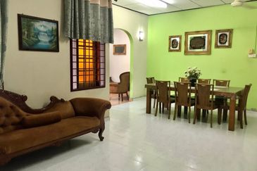 Banglo Setingkat Dekat Drawbridge Kuala Terengganu