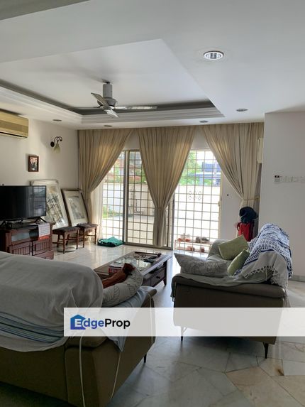 2 Storey Link Corner For Sale at Bandar Utama, Selangor, Petaling Jaya