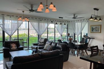 LaCosta, Sunway South Quay