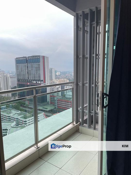 Nice lakeview condo for sale, Selangor, Bandar Sunway