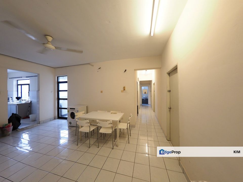 Spacious condo for Sale, Selangor, Bandar Sunway