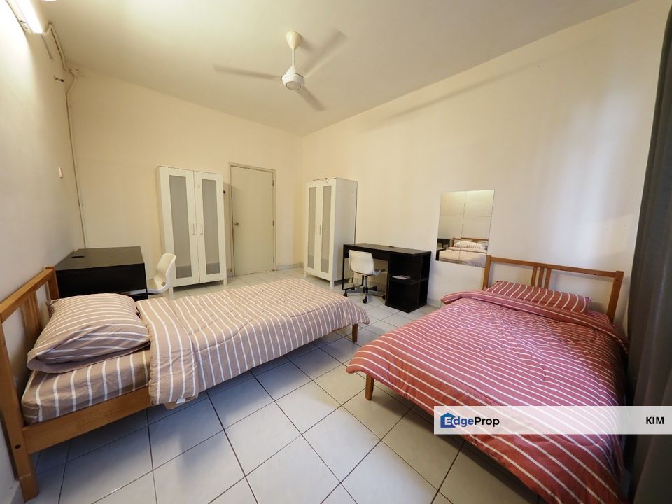 Spacious condo for Sale, Selangor, Bandar Sunway