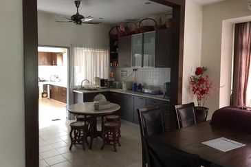 Canal Gardens, Kota Kemuning