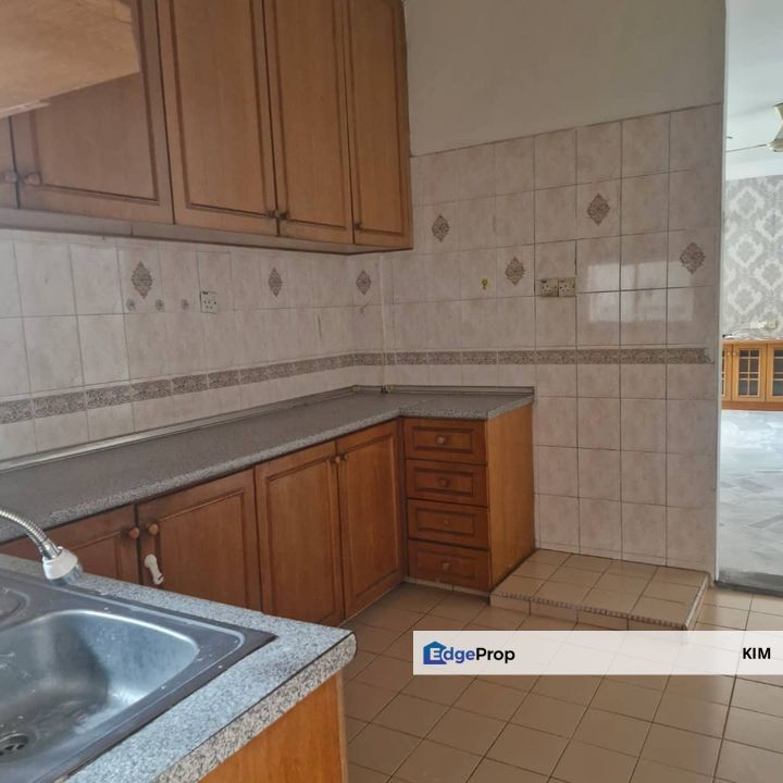 Goodyear Court 10 Apartment for Sale, Selangor, Subang Jaya