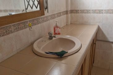 Subang Perdana Goodyear Court 10