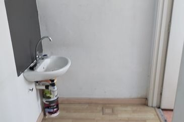 Petaling Jaya Commercial City