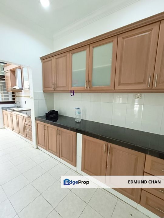 Taman Mutiara Indah, 2 storey Cluster Semi D house, well keep, Selangor, Puchong